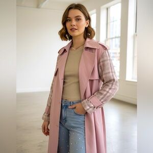 Chic Pink Trench Coat with Plaid Sleeves